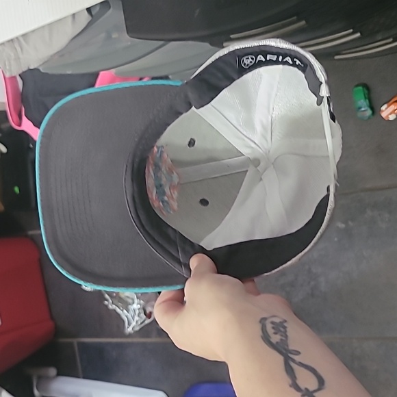 Ariat Snapback Trucker Hat Aztec Embroidered Logo Mesh Adjustable Turquoise Osfa - Picture 7 of 7